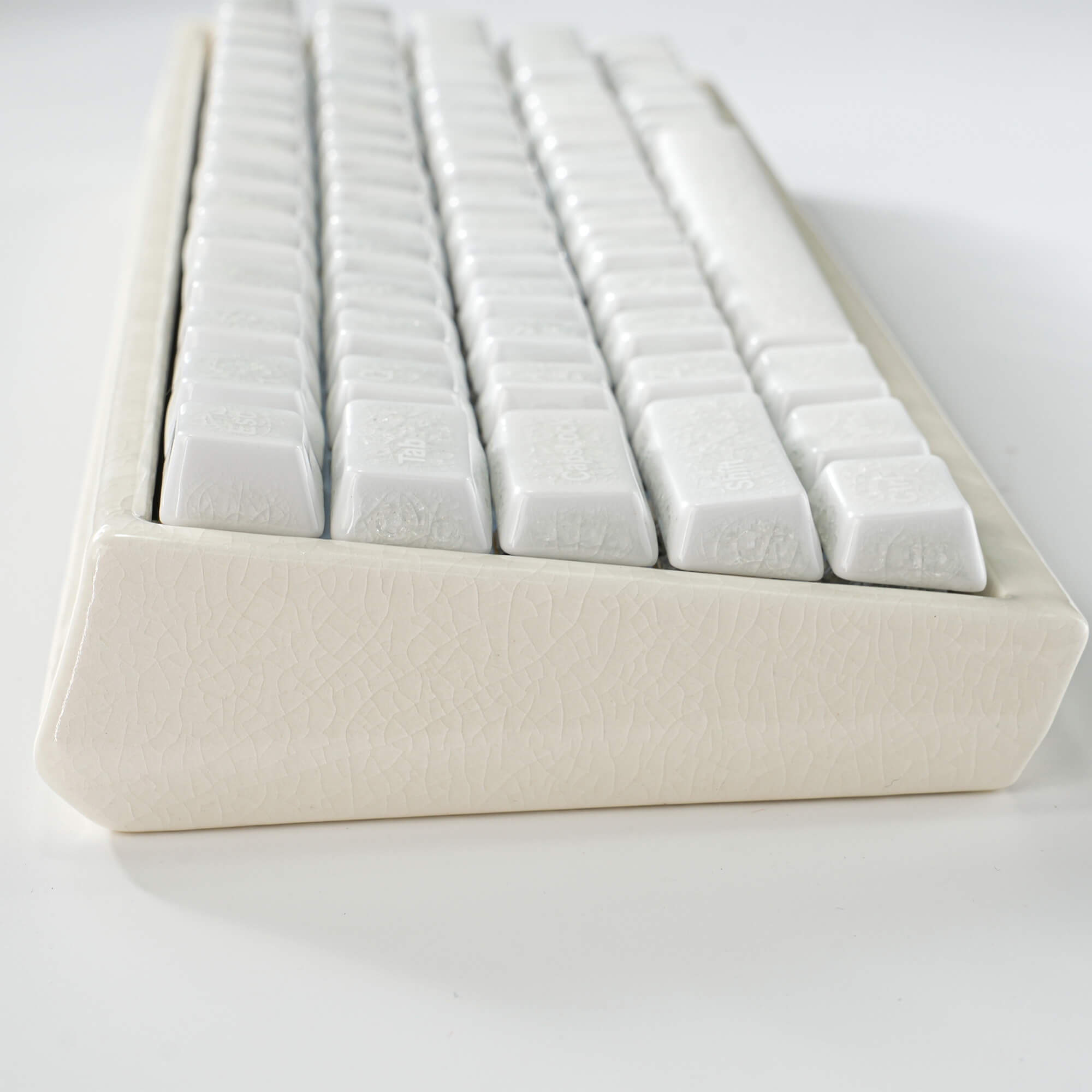 Peak 60 Ceramic Keyboard Case Kit